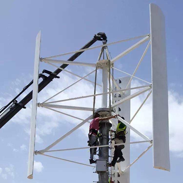 1KW 2KW 48v 96v120V Vertical A - Wind Turbine Generator avis et prix